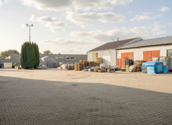 Complex of warehouse, industrial and office buildings in Lublin (Poland) for sale